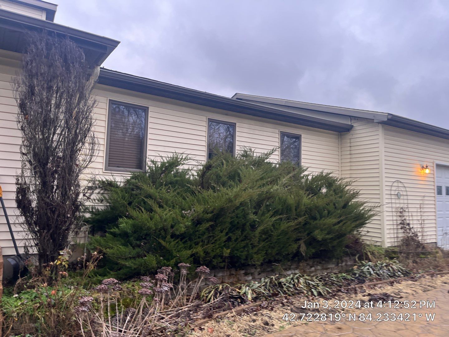 Williamston - Gutters - Aluminum Seamless Gutter