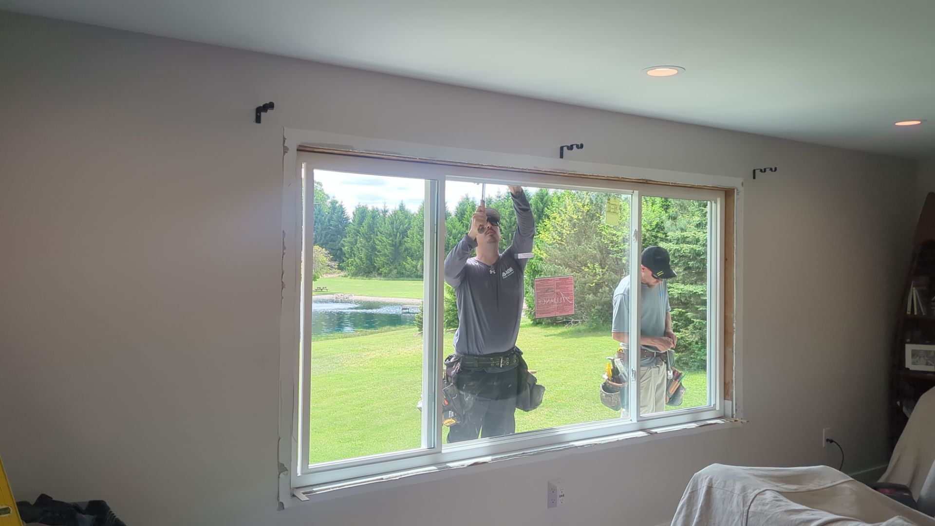 Williamston - Window - Alliance Vinyl Window - Slider Window